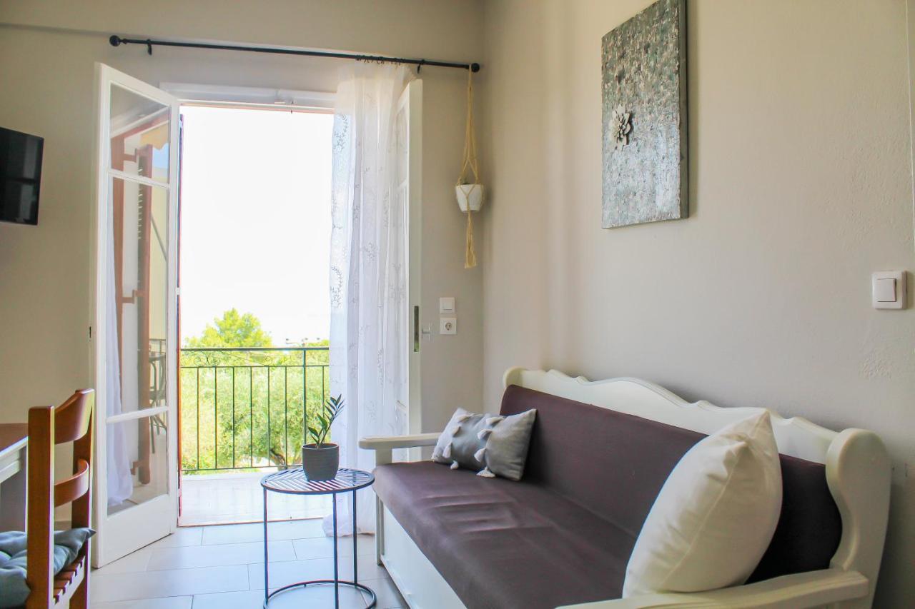 Braziliana Apartments Дассия Экстерьер фото