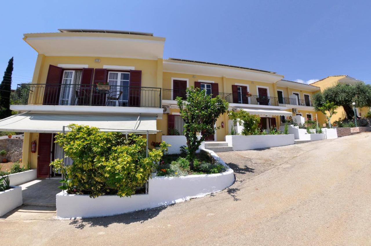 Braziliana Apartments Дассия Экстерьер фото